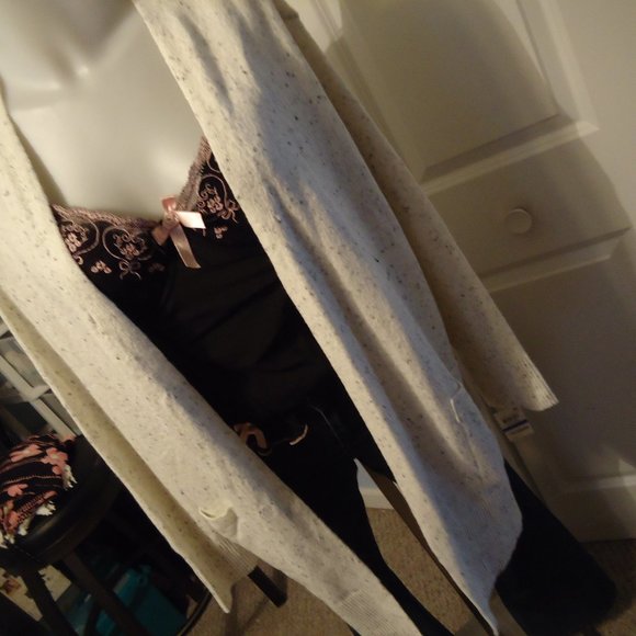 NWT STYLE & CO Sweater - Picture 2 of 9
